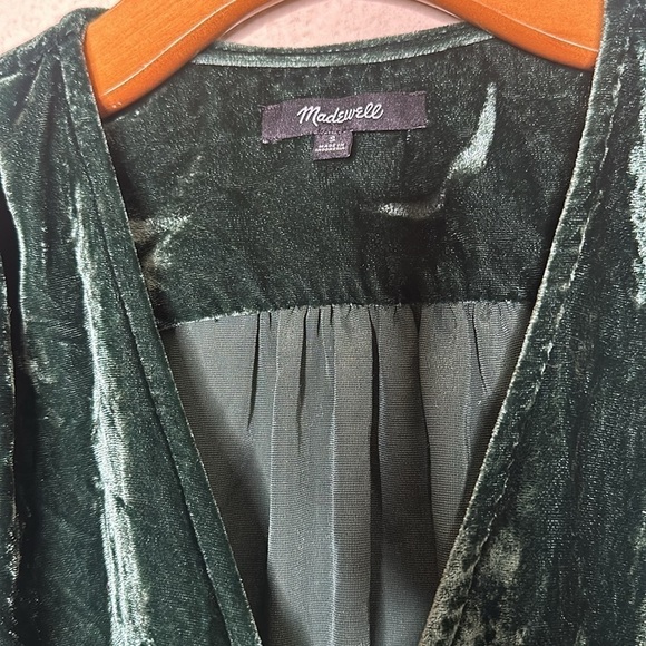 Madewell Velvet Wrap Top Plunge V Neck in Green Size Small - Picture 10 of 15